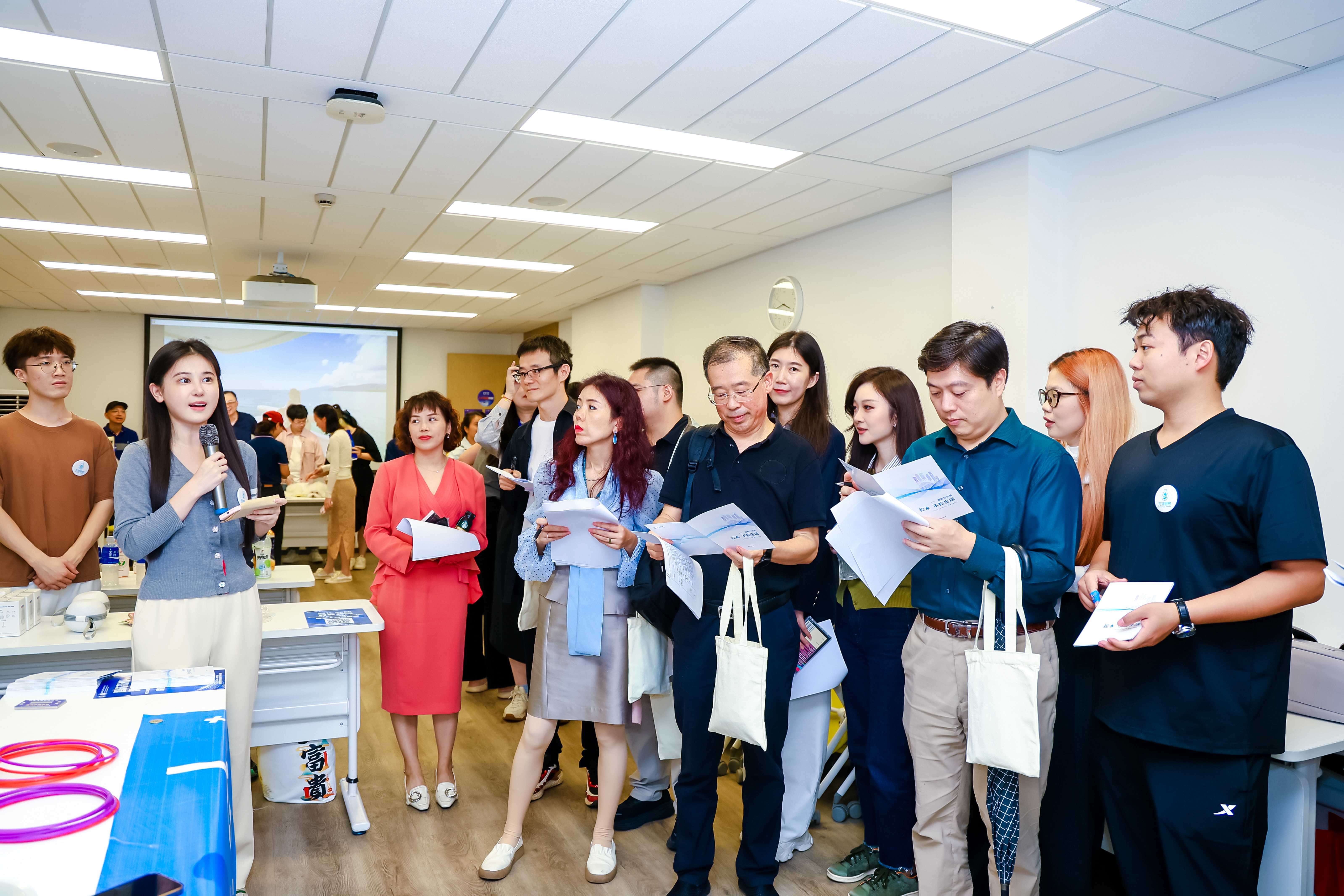 15制造共创2_new1.jpg 15制造共创2_new1.jpg