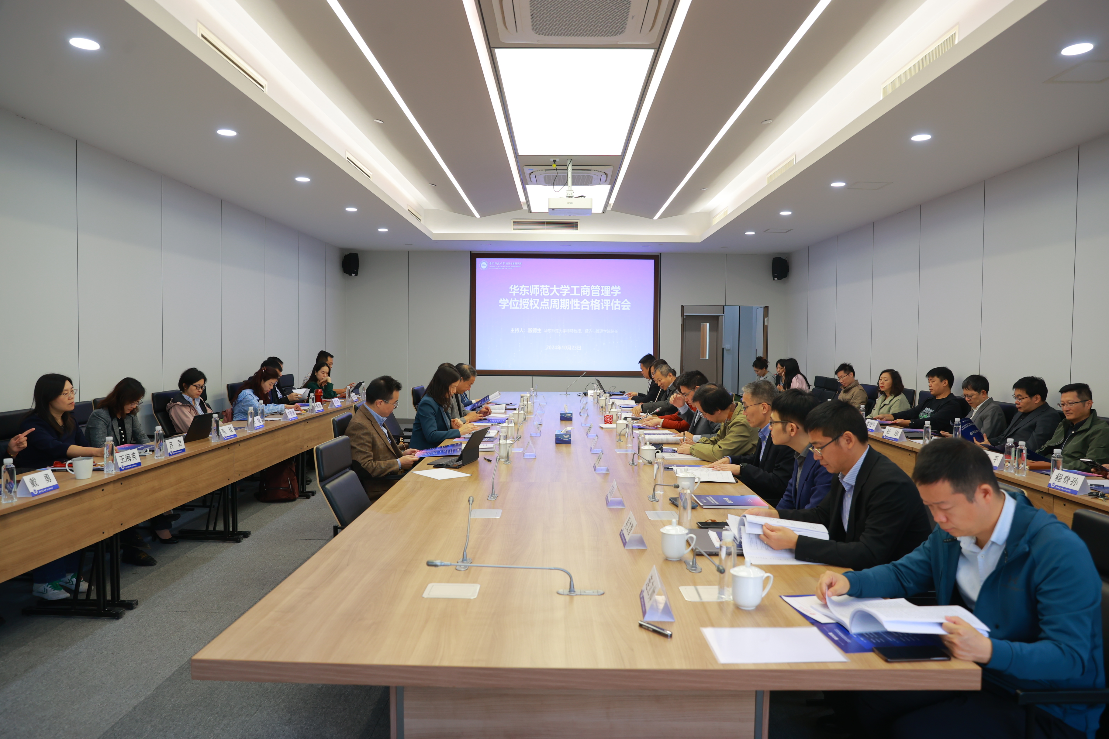 AI7I7237.JPG AI7I7237.JPG