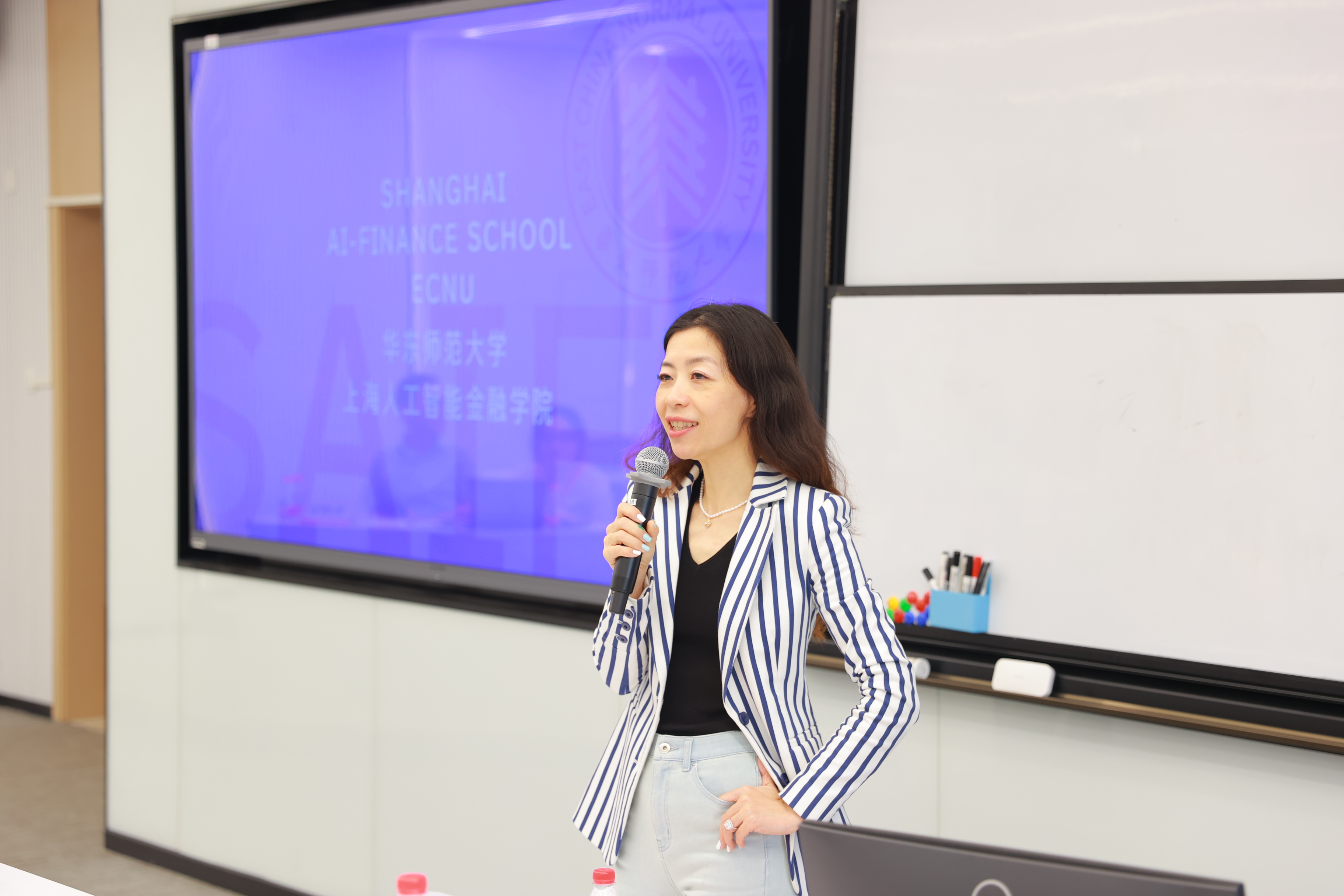 AI7I0210.JPG AI7I0210.JPG